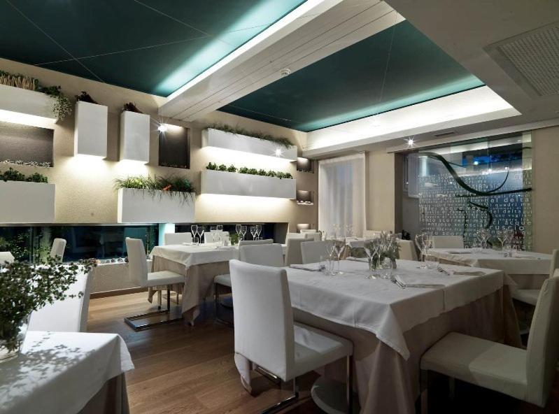 Locanda Ristorante 7 Mari 포르토 비로 외부 사진